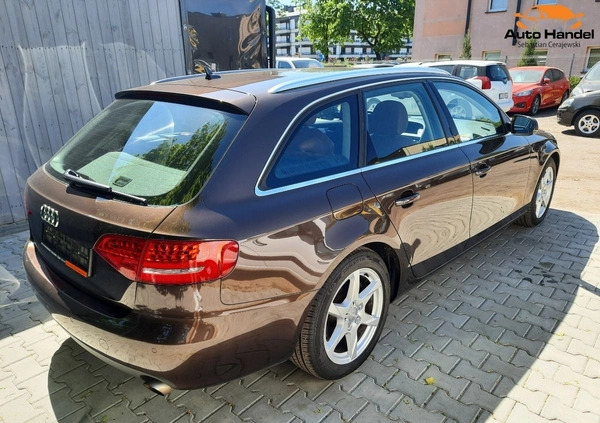 Audi A4 cena 39999 przebieg: 182000, rok produkcji 2011 z Halinów małe 781